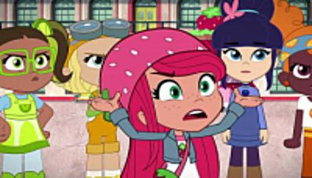 کیک توت فرنگی : توت فرنگی در شهر بزرگ - فصل 1 قسمت 8