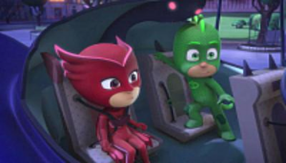 قهرمانان نقابدار - فصل 1 قسمت 13