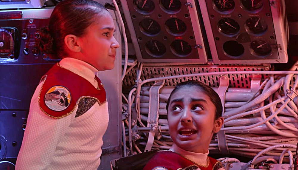 دانا و دایناسور - فصل 4 قسمت 1