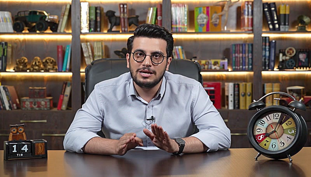 نیمه شب با امیرحسین قیاسی - فصل 2 قسمت 1