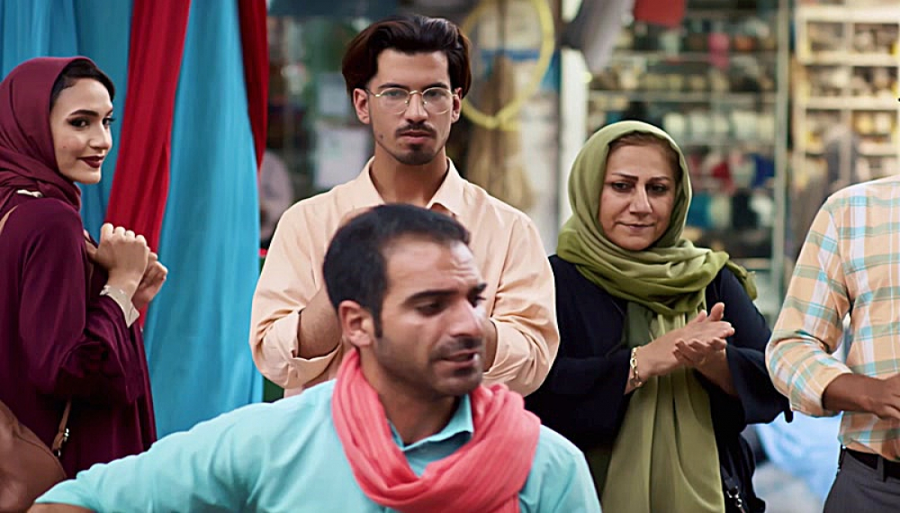 دیو و ماه پیشونی - فصل 1 قسمت 8