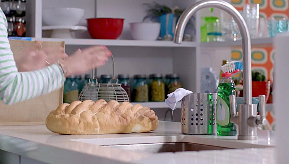 فضایی ها - فصل 1 قسمت 9