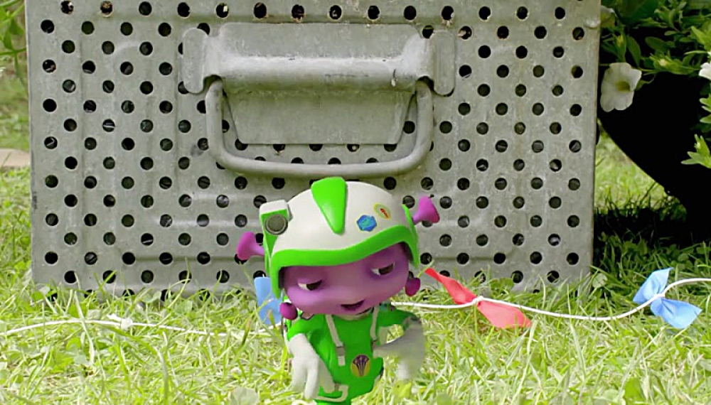 فضایی ها - فصل 1 قسمت 52