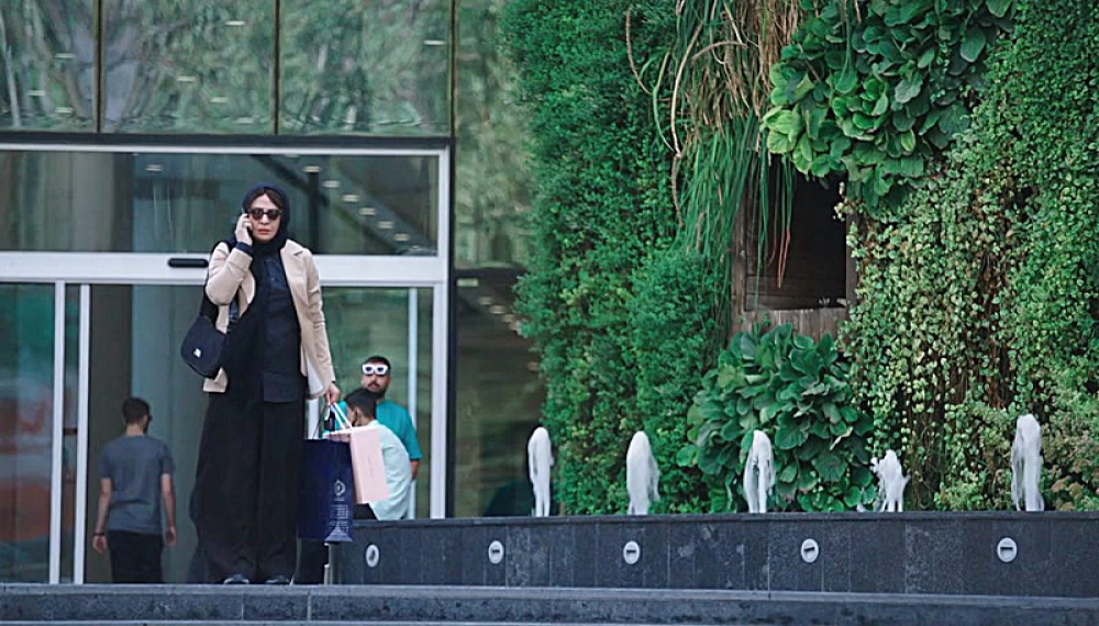 زخم کاری: بازگشت - فصل 2 قسمت 1 (مخصوص نابینایان)