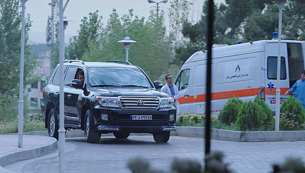 زخم کاری: بازگشت - فصل 2 قسمت 12 (مخصوص نابینایان)