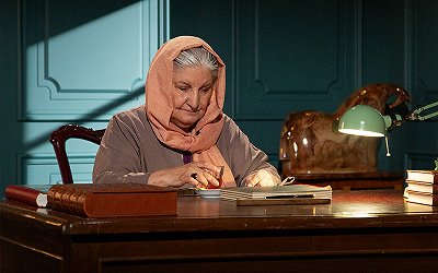 سپنج - نوش آفرین انصاری