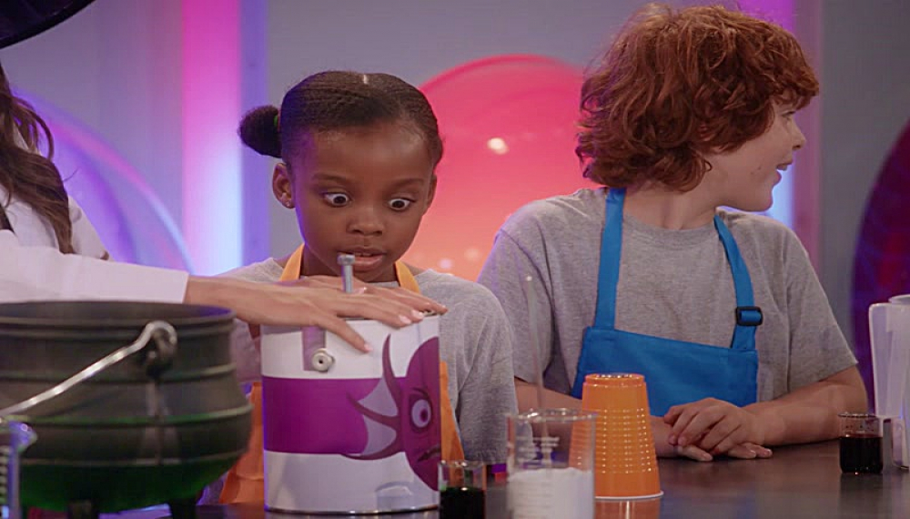 آزمایشگاه شگفت انگیز امیلی - فصل 1 قسمت 9