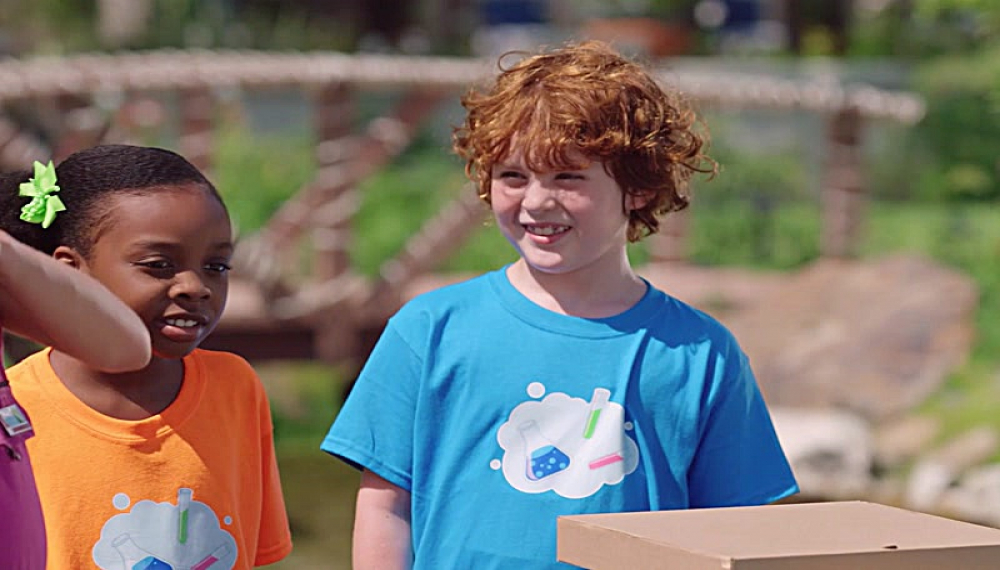 آزمایشگاه شگفت انگیز امیلی - فصل 1 قسمت 10