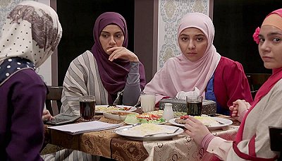 محرمانه - فصل 1 قسمت 17 : بِکُشید و خوشگلم کنید