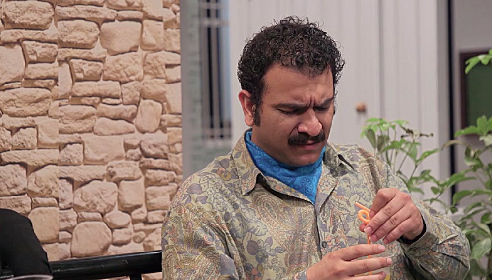 محرمانه - فصل 2 قسمت 14 : بزن قدش 1