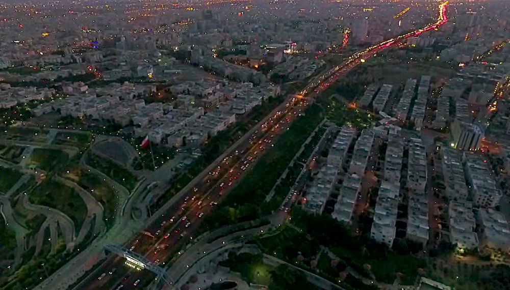 انتقال پایتخت - فصل 1 قسمت 8