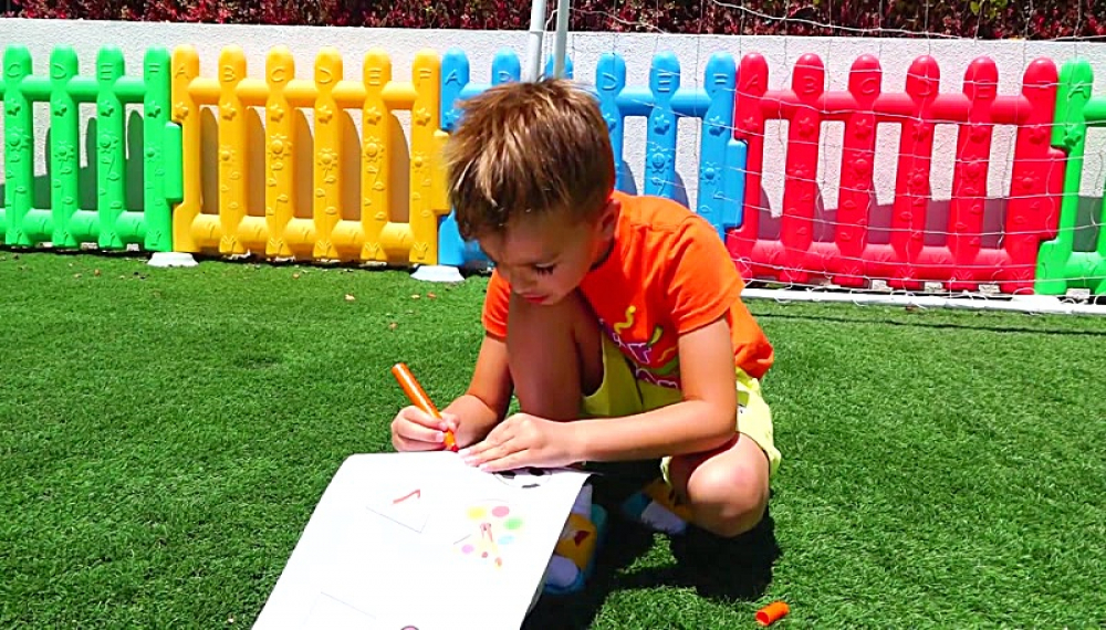 ولاد و نیکی - فصل 1 قسمت 9