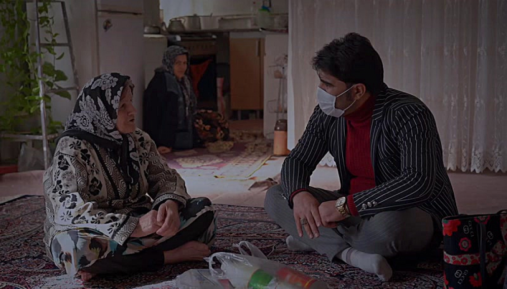 پا به ماه - فصل 1 قسمت 3: آن سوی انتظار