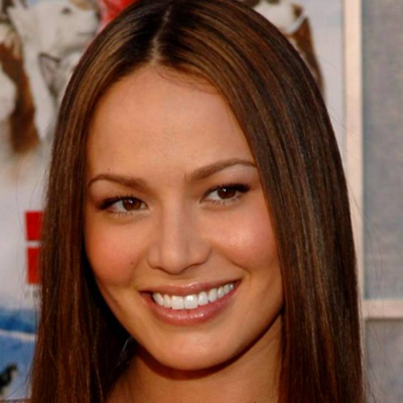 مون بلودگود - Moon Bloodgood