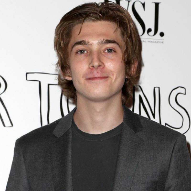 آستین آبرامز - Austin Abrams