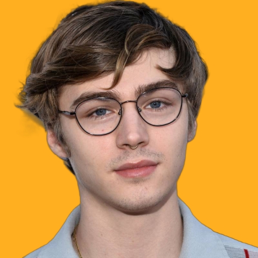 مایلز هایزر - Miles Heizer