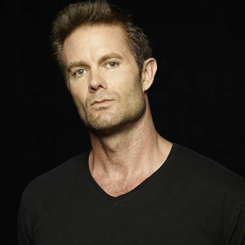 گرت دیلاهانت - Garret Dillahunt