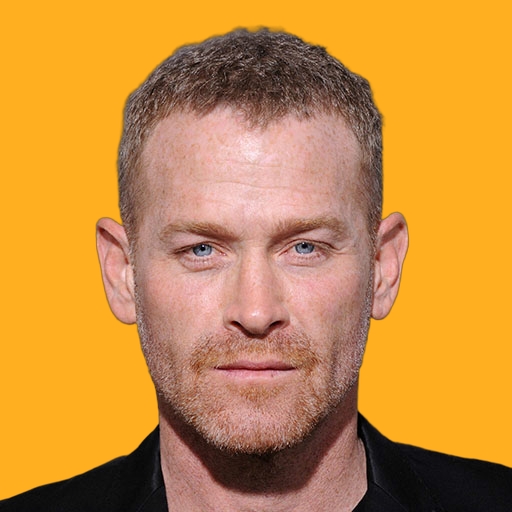 مکس مارتینی - Max Martini