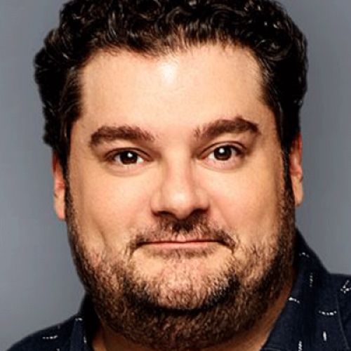 بابی موینیهان - Bobby Moynihan