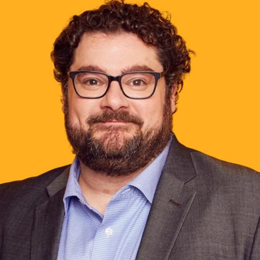 بابی موینیهان - Bobby Moynihan