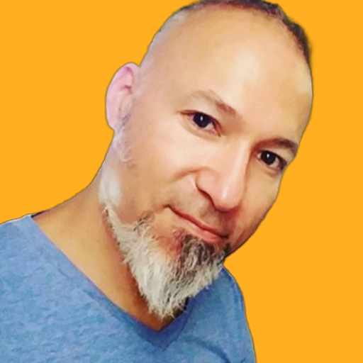 لرالدو آنزالدوا