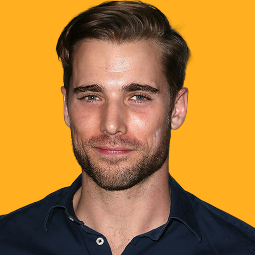 داستین میلیگان - Dustin Milligan