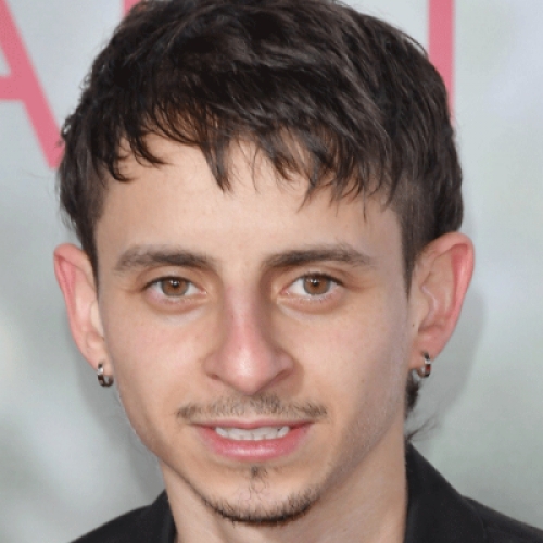 مویسس آریا - Moises Arias