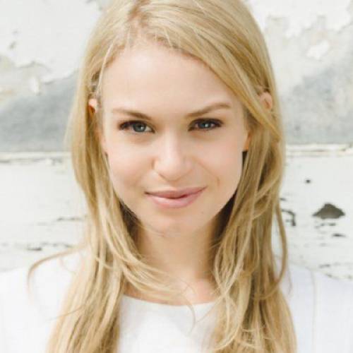 پنلوپه میچل - Penelope Mitchell