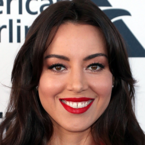 آبری پلازا - Aubrey Plaza