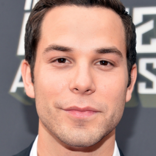 اسکایلر آستین - Skylar Astin