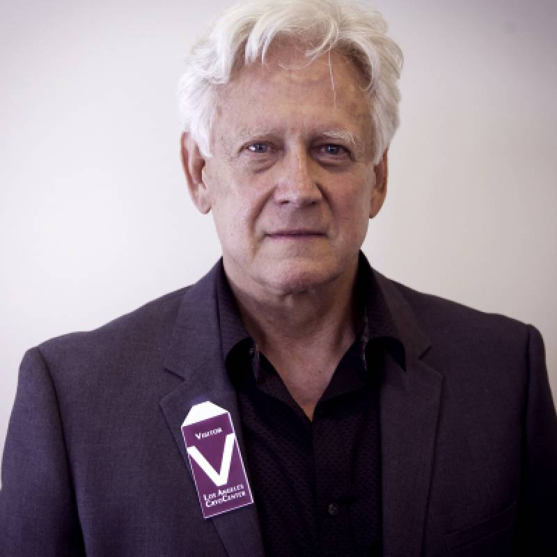 بروس دیویسن -  Bruce Davison