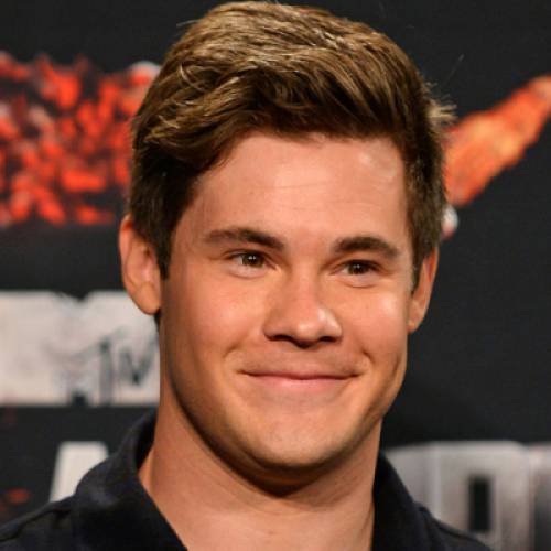 آدام دیواین - Adam Devine