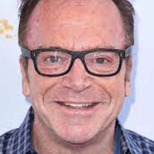 تام آرنولد - Tom Arnold