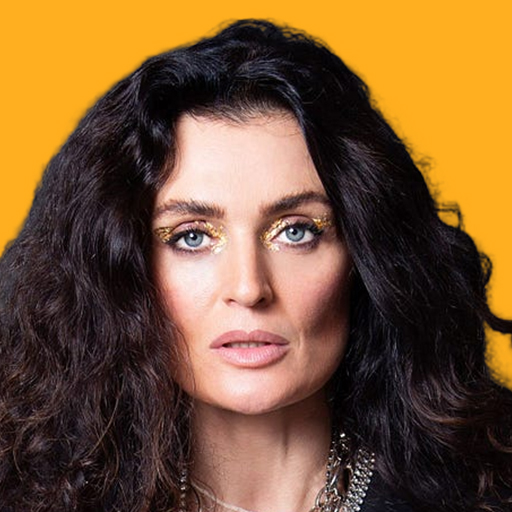 لین رنه - Lyne Renee