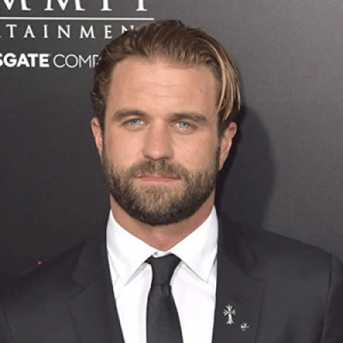 میلو گیبسون - Milo Gibson