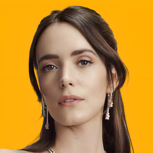 استیسی مارتین - Stacy Martin