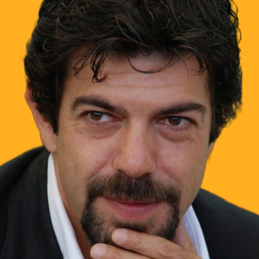 پیرفرانچسکو فاوینو - Pierfrancesco Favino