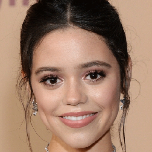 جنا اورتگا - Jenna Ortega