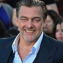 ری استیونسون - Ray Stevenson