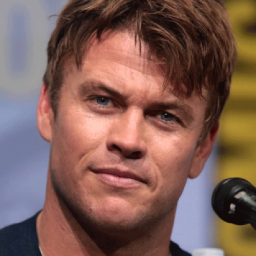 لوک همسوورث - Luke Hemsworth