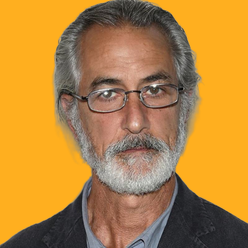 دیوید استراترن - David Strathairn