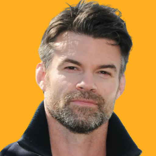 دنیل گیلیز - Daniel Gillies