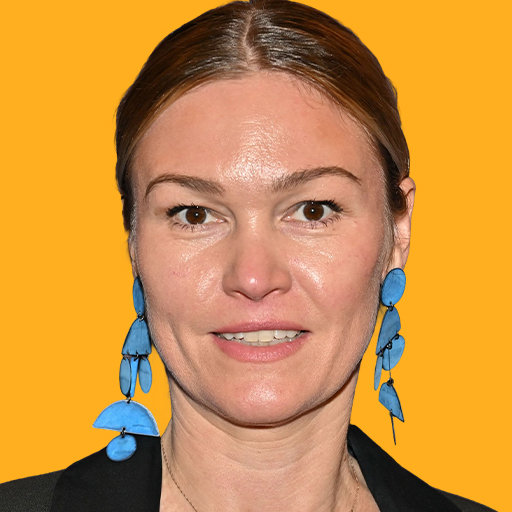 جولیا استایلز - Julia Stiles