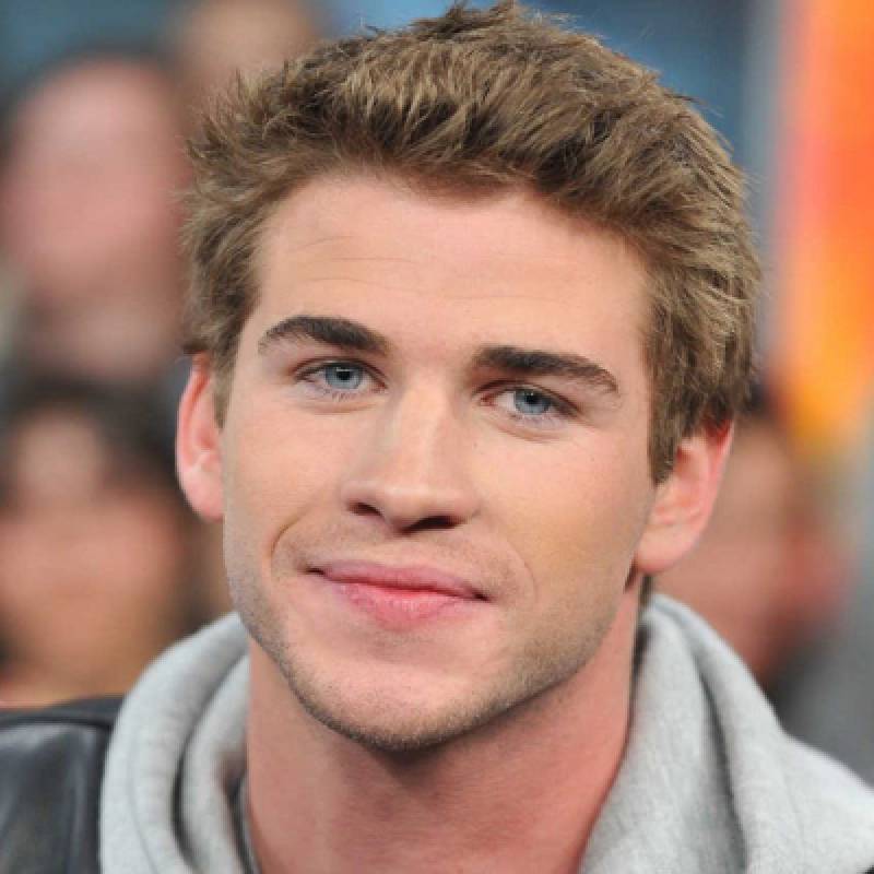 لیام همسورث - Liam Hemsworth