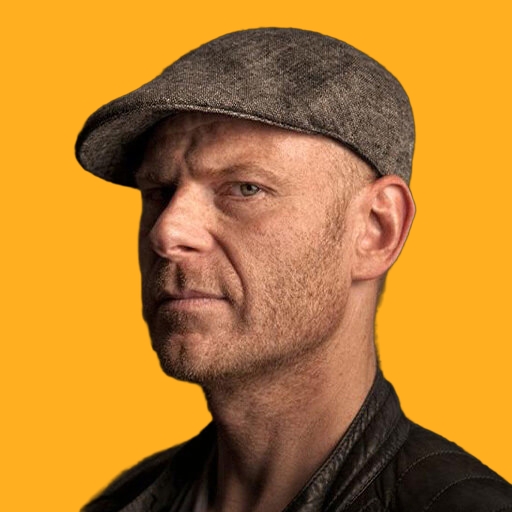 تام هولکنبورگ