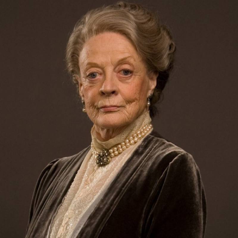 مگی اسمیت - Maggie Smith