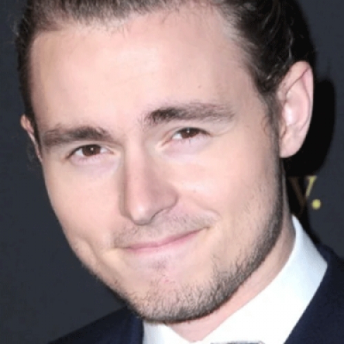 کالان مک آلیف - Callan McAuliffe