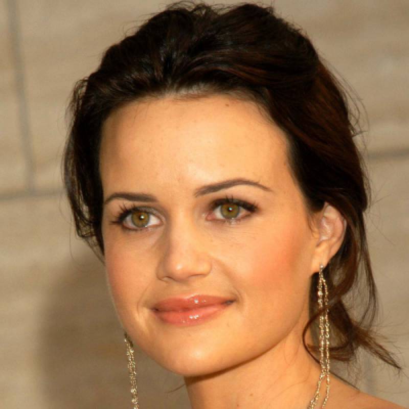 کارلا گوجینو - Carla Gugino