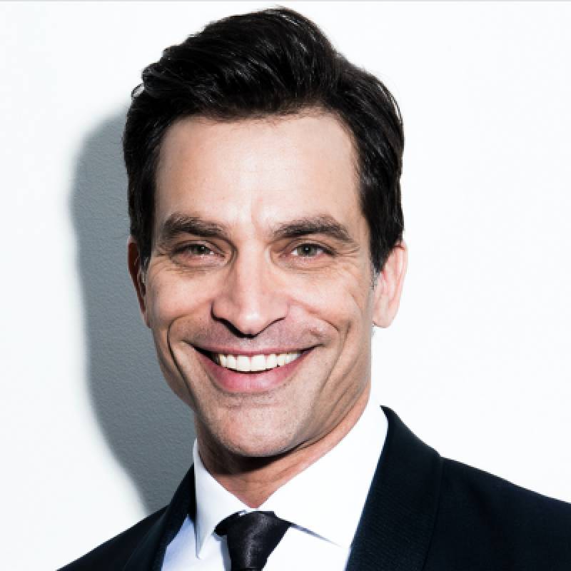 جاناتان شیچ - Johnathon Schaech