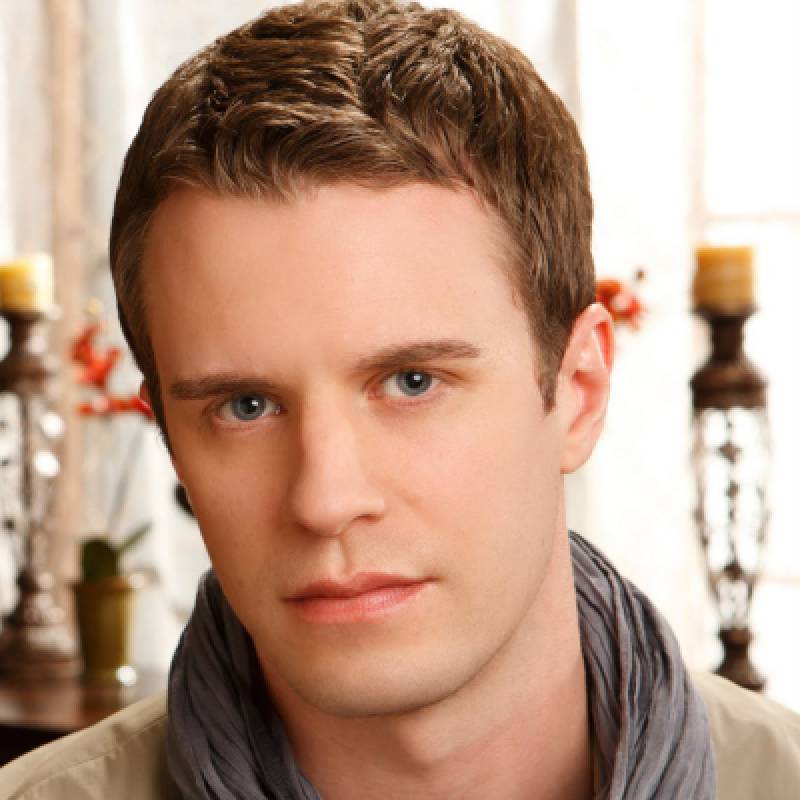 لوک مابلی - Luke Mably